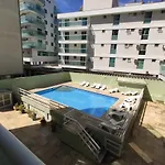 Apto 2 Quartos Com Ar Cond, Predio Frente P/ Praia