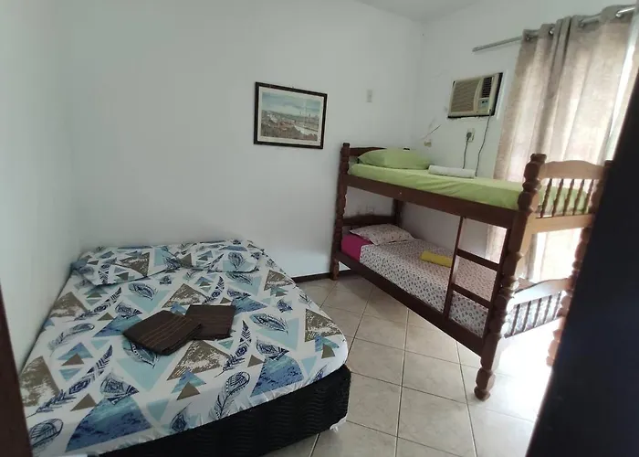 Apto 2 Quartos Com Ar Cond, Predio Frente P/ Praia